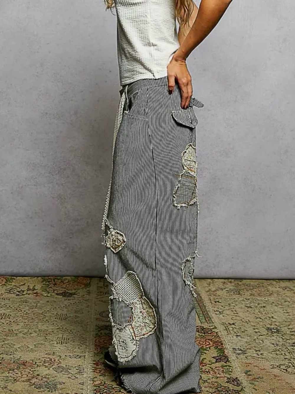 🤗 POL-Black Striped Wide-Leg Patchwork Pants in Black & White - Picture 4 of 5